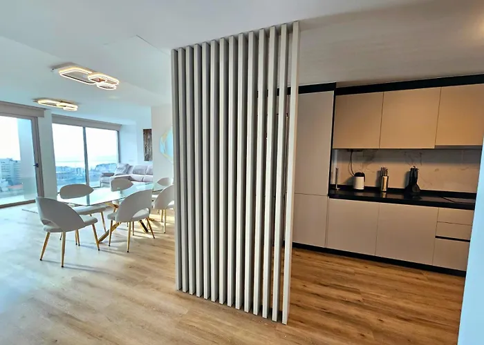 Beautiful View By Rentallido * Funchal (Madeira)